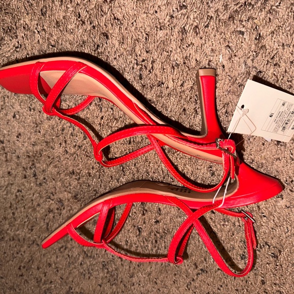 A new day red heels - Picture 4 of 4